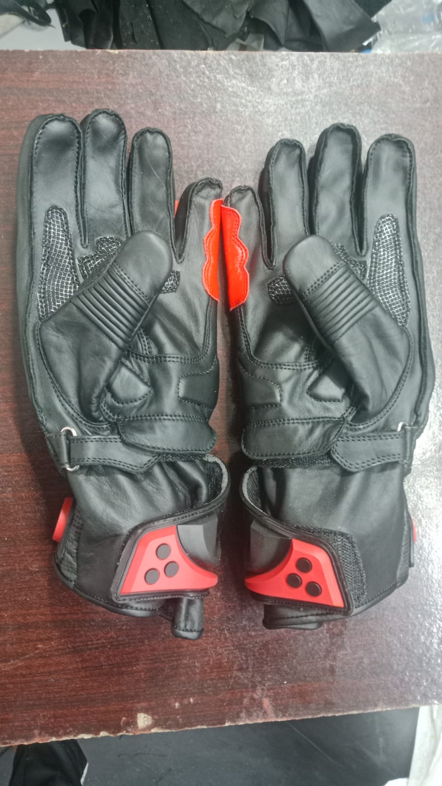 Alpinestars Leather Motorbike Racing Gloves - Red & Black Hard Knuckle Protective Gear