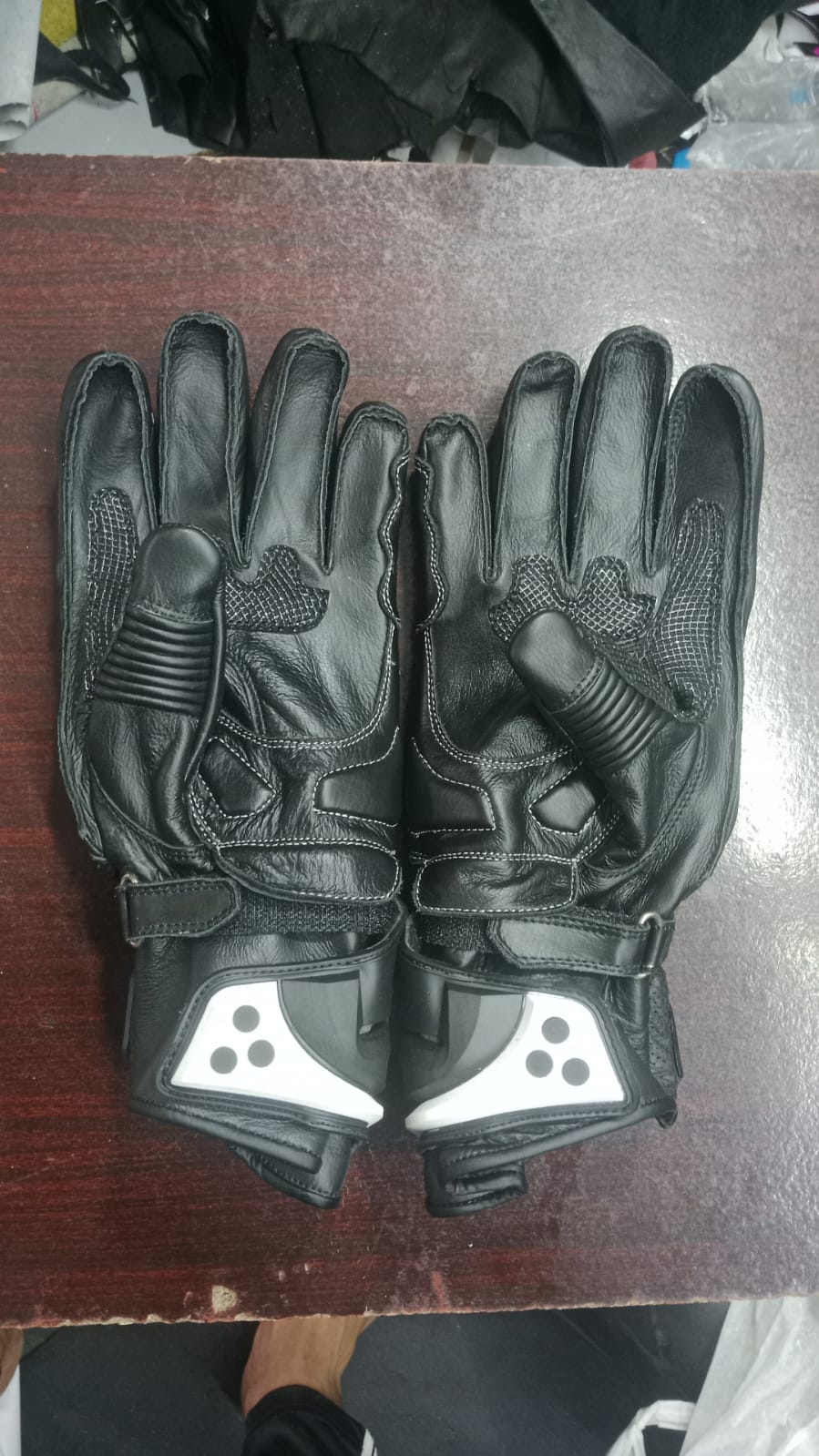 Alpinestars Leather Motorbike Racing Gloves - Black, White & Grey Protective Gear